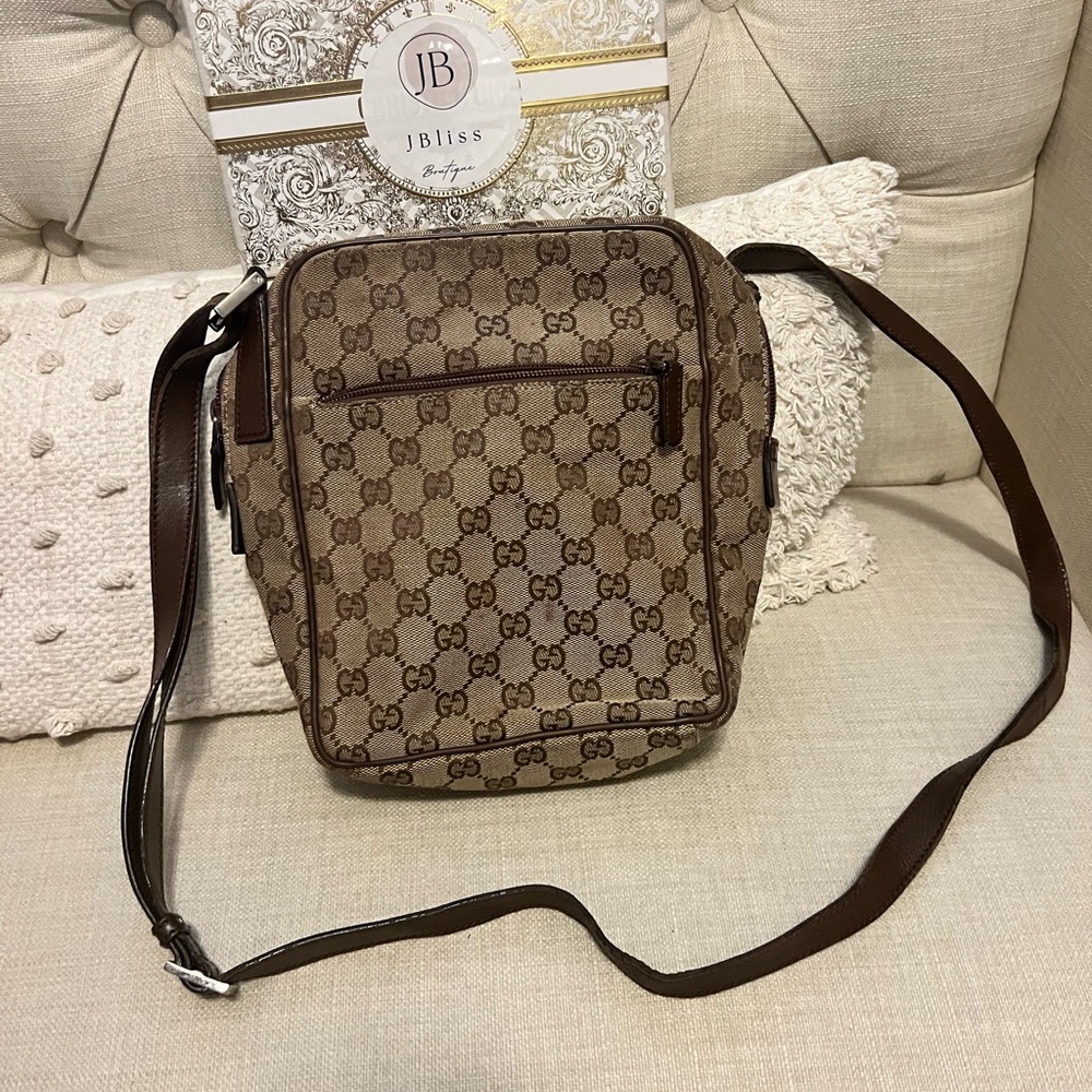 (SOLD) Gucci Tan and Brown Monogram Messenger Bag Crossbody